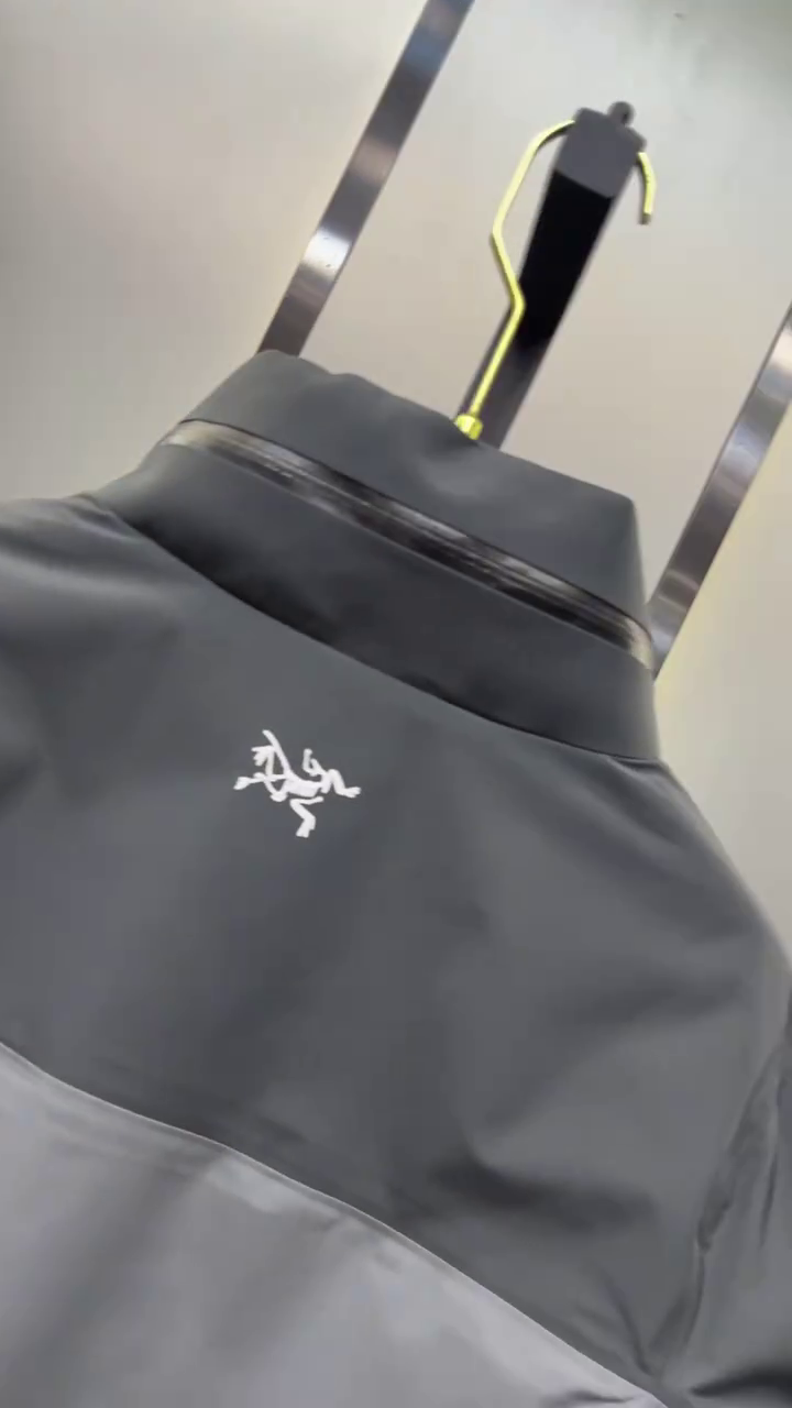 Warm Coat Jacket - Image 4