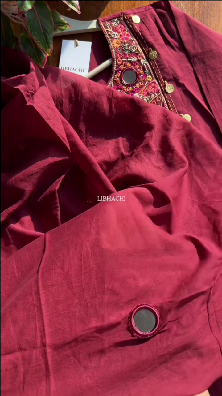 Women Red Embroidered Mirror Work Pure Cotton Kurta With Trousers - Image 3