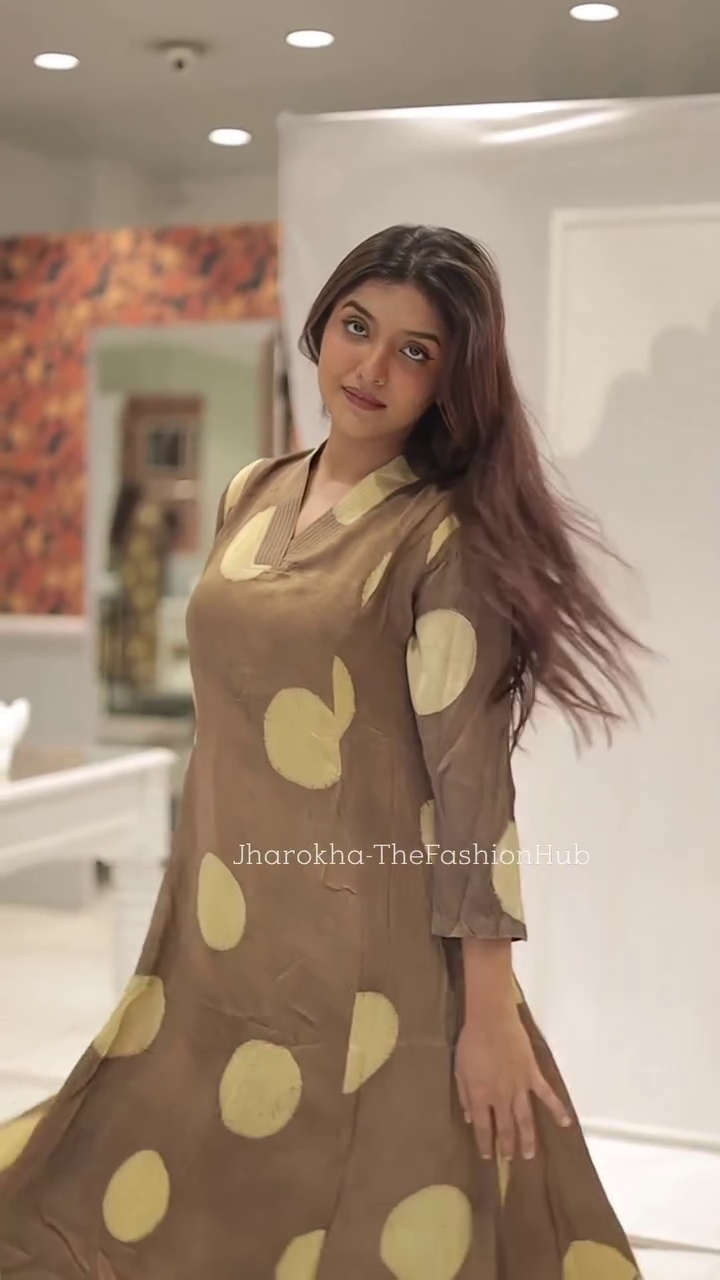 Women Printed Pure Cotton Kurti with Palazzos - Image 2
