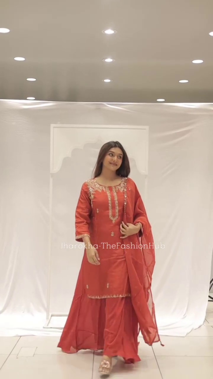 Floral Embroidered Sequinned Straight Kurta & Trouser With Dupatta - Image 2