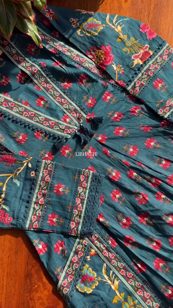 Pure Cotton Yolk Embroidery Kurta Set - Image 2
