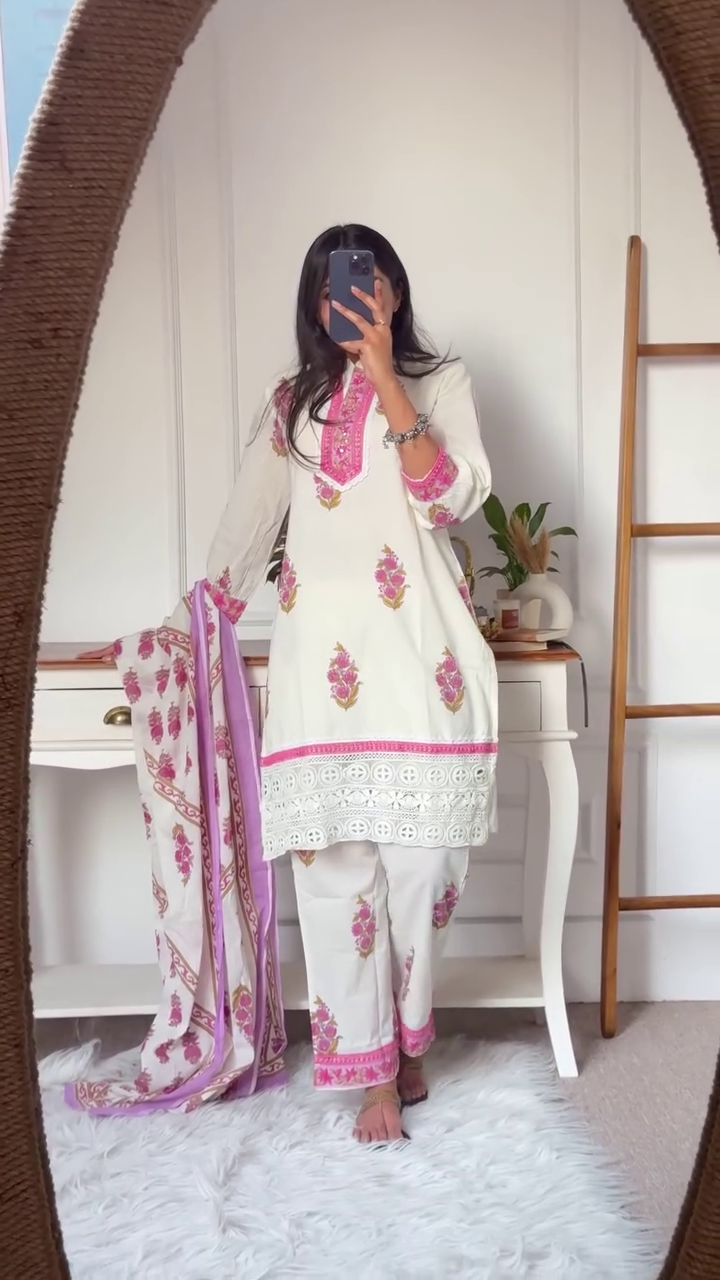 Women Floral Printed Regular Thread Work Pure Cotton Kurta with Trousers & With Dupatta