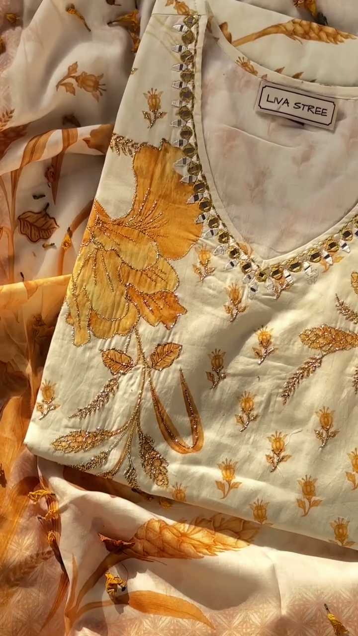 Floral Printed Cotton Kurta with Trousers & Dupatta - Image 2