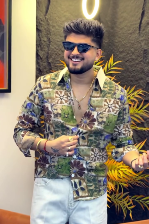 Men Slim Fit Printed Mandarin Collar Casual Shirt