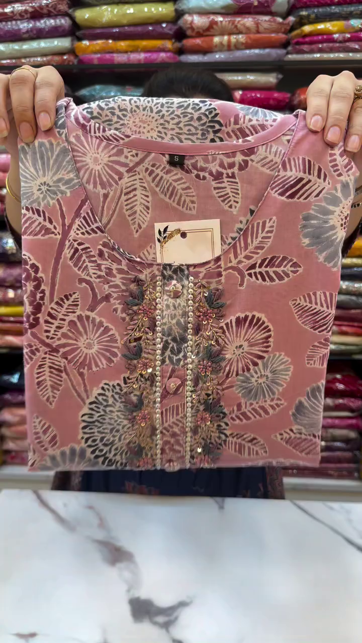 Pink Floral Printed Three Piece Suit Set - Image 2
