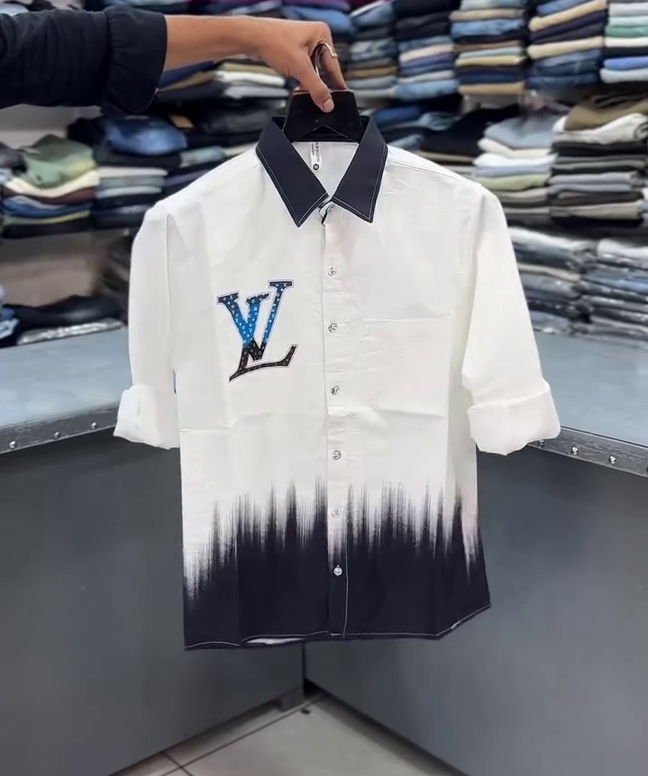 Men's Gradient Logo Casual Shirt