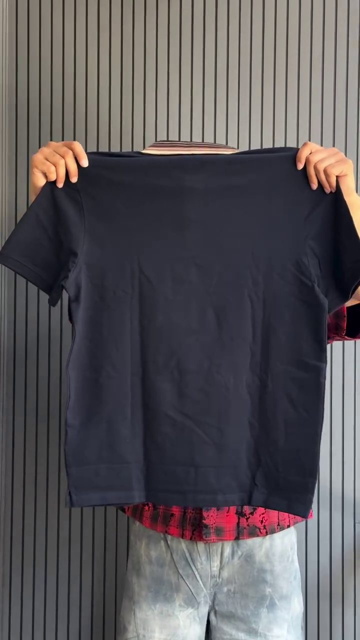 Men's Contrast Collar Solid Polo T-Shirt - Image 2