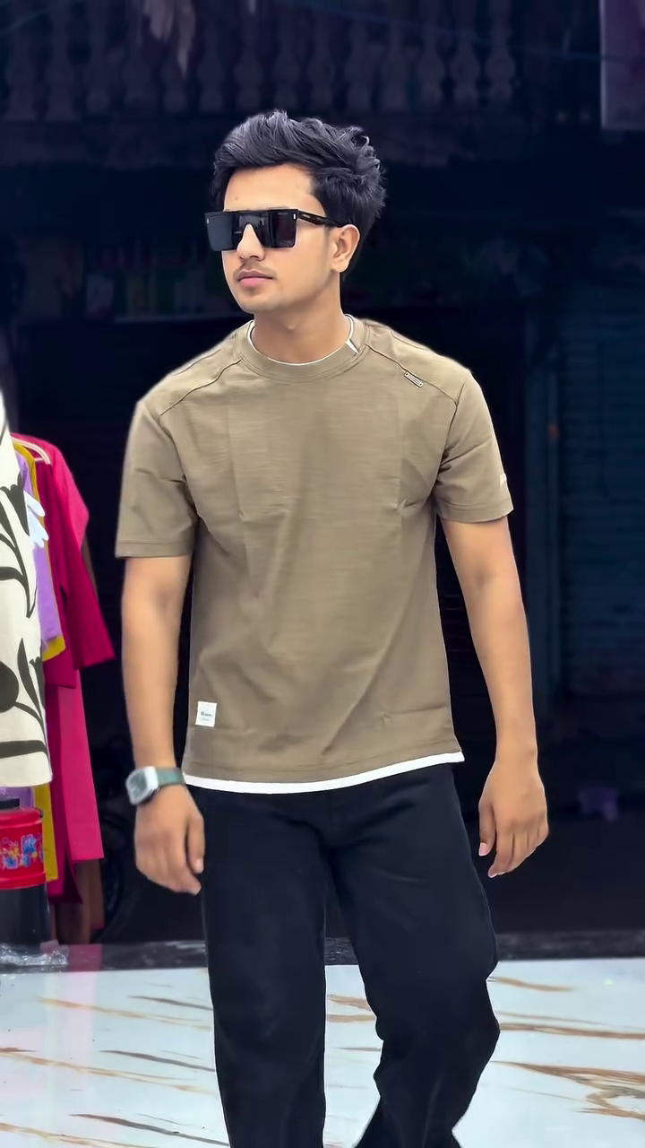 Men’s Minimalist Layered Crew Neck T-Shirt