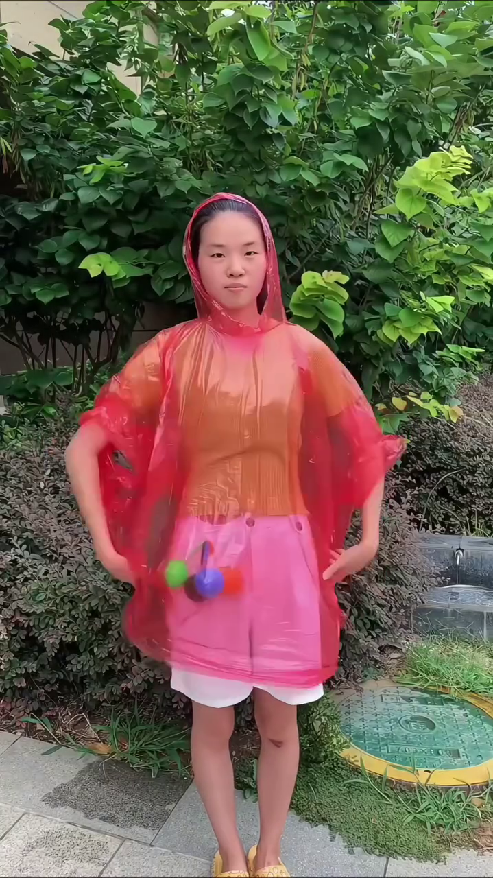 Disposable Waterproof Raincoat - Image 2