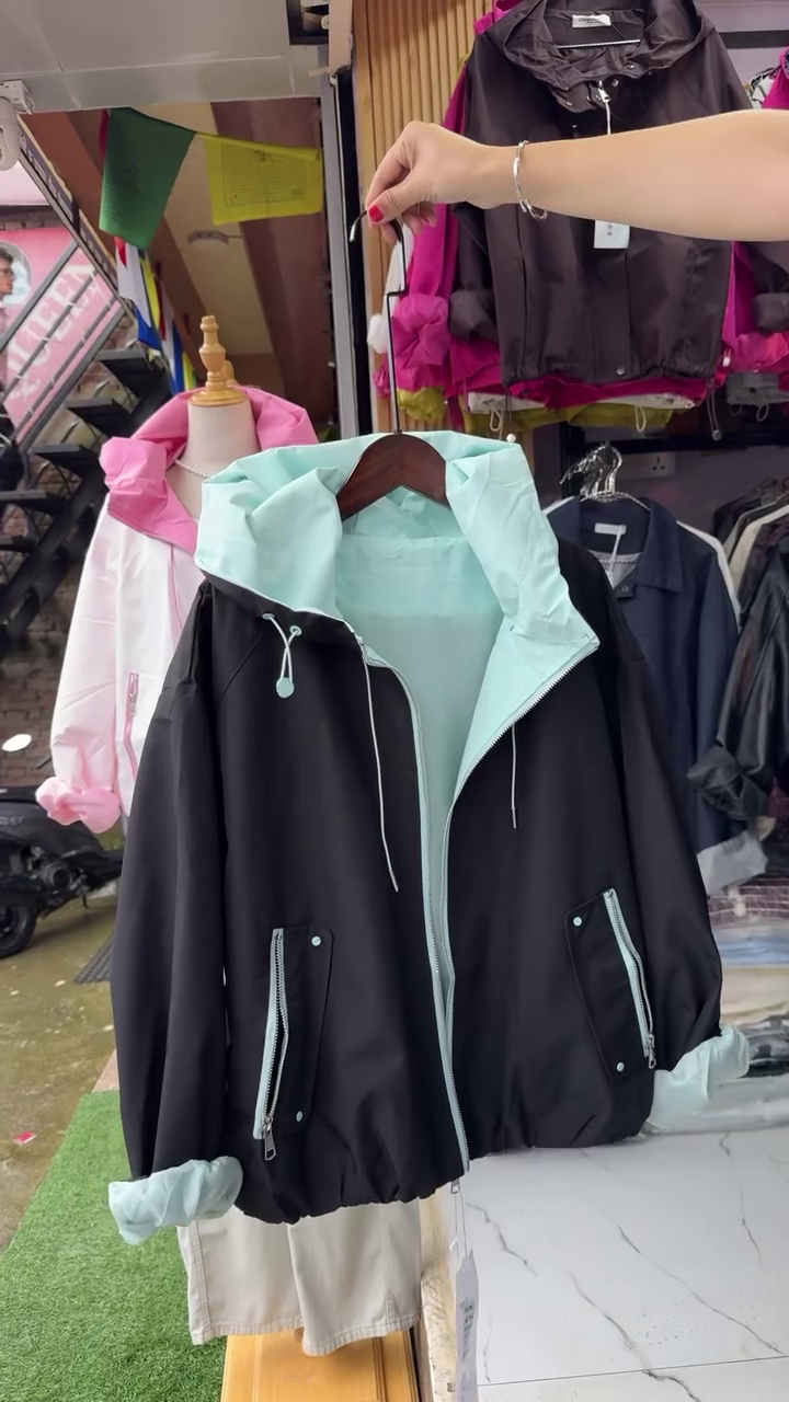 Women's Winter White & Pink Hooded Utility Jacket - Image 4