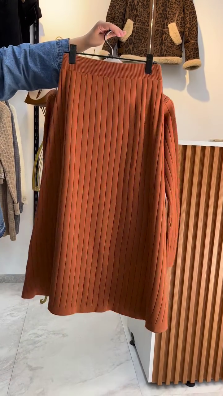 Brown Pleated Button-Front Top with Matching Skirt Set - Image 2