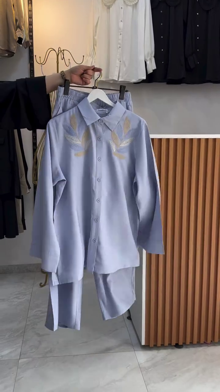 White Embroidered Shirt with Pant - Image 3